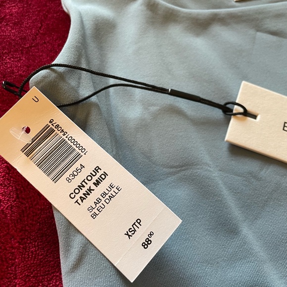 Aritzia midi dress - Picture 3 of 5